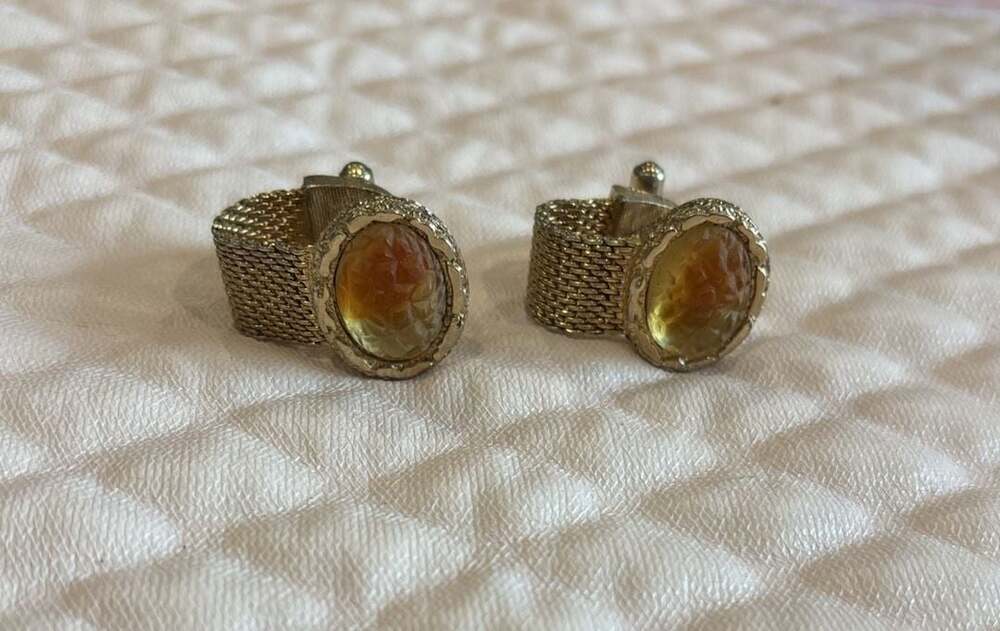 Vintage Gold Tone Mesh Cufflinks